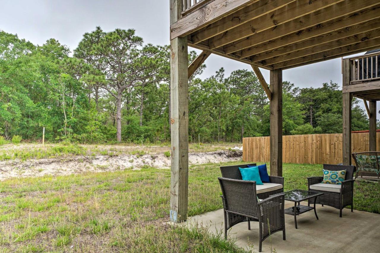 Modern Coastal Condo With Patio 1 Mi To Beaches! Carolina Beach Εξωτερικό φωτογραφία